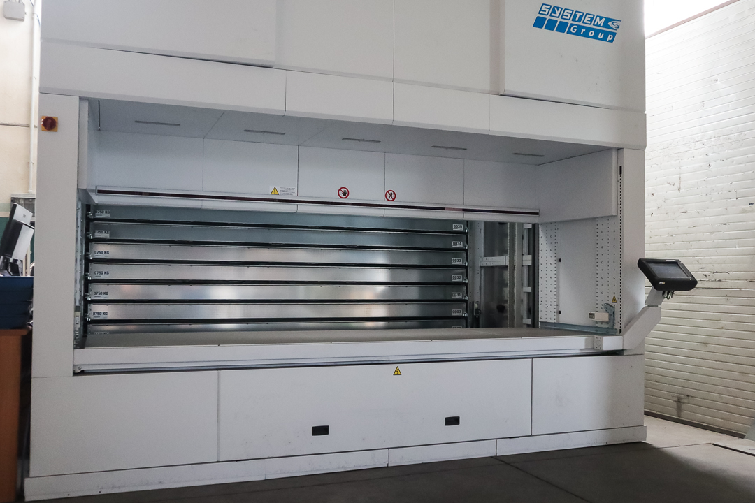 MAGAZZINO VERTICALE AUTOMATICO MODULA LIFT MX75D 41 RIPIANI MAGAZZINO VERTICALE AUTOMATICO MODULA LIFT MX75D 41 RIPIANI